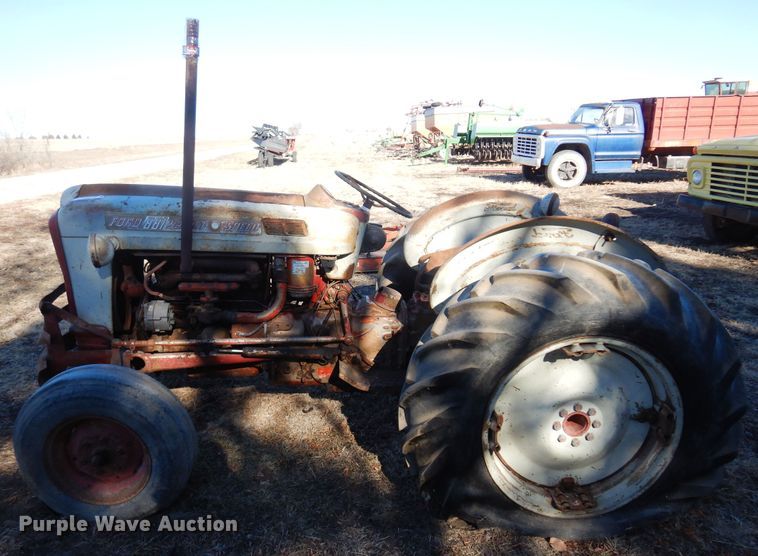 image for item MM9818 Ford Golden Jubilee 881  tractor