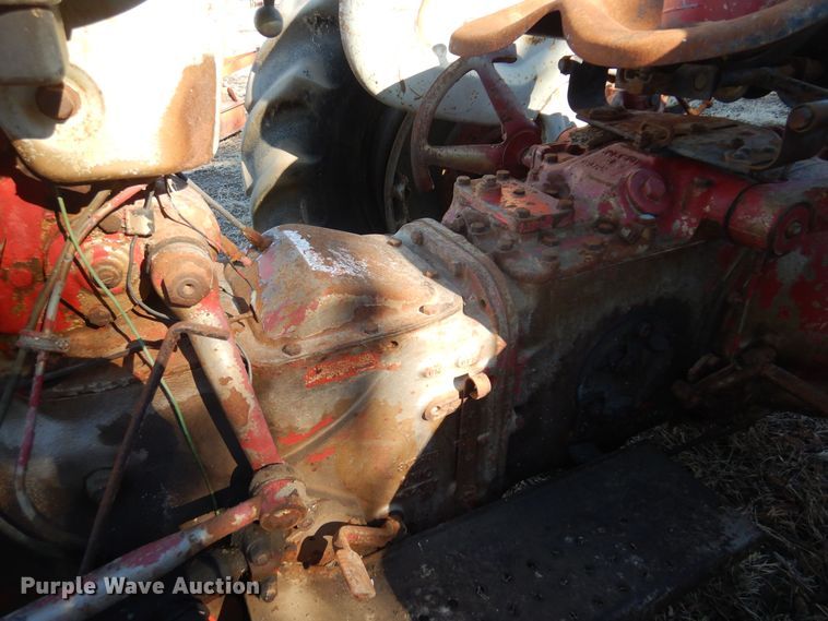 image for item MM9818 Ford Golden Jubilee 881  tractor