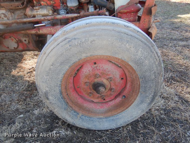 image for item MM9818 Ford Golden Jubilee 881  tractor