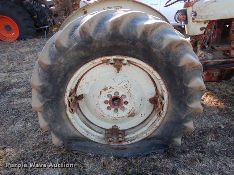 image for item MM9818 Ford Golden Jubilee 881  tractor