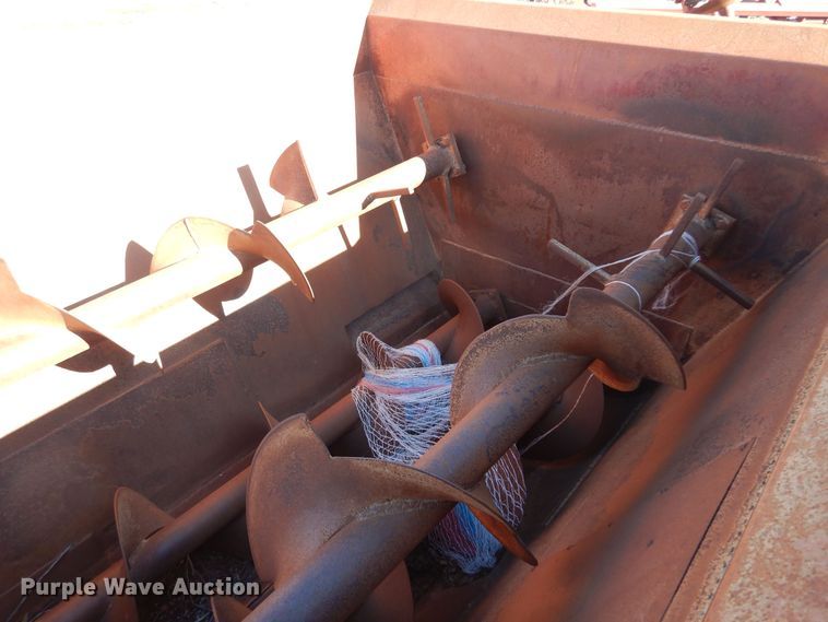 image for item MM9821 Kelly-Ryan  feed mixer