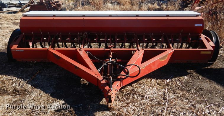 image for item MM9822 International 510  grain drill