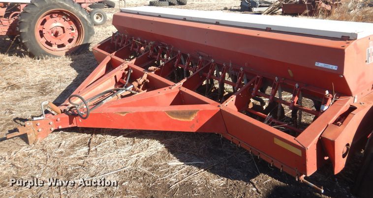 image for item MM9822 International 510  grain drill