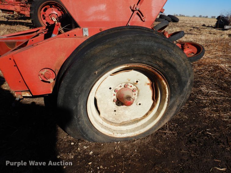 image for item MM9822 International 510  grain drill