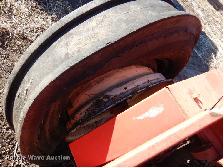 image for item MM9822 International 510  grain drill