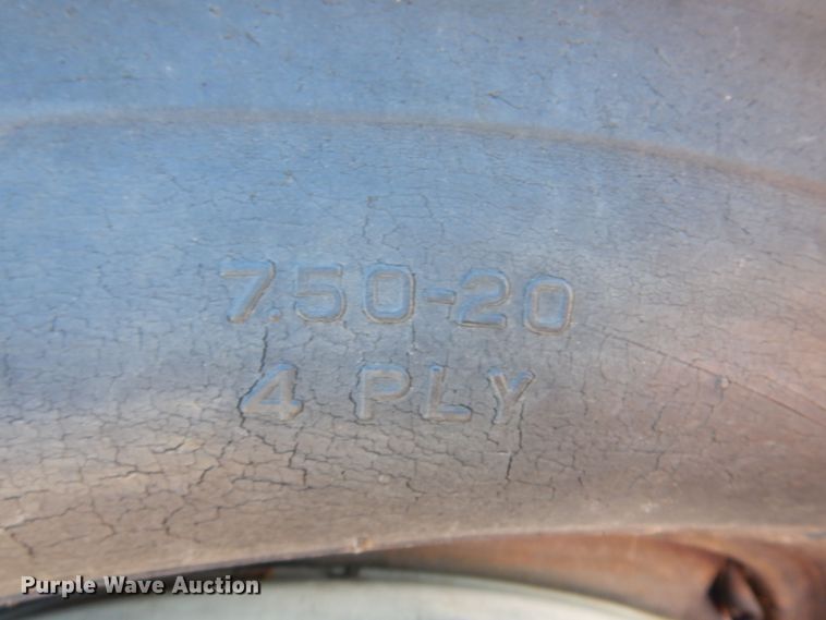 image for item MM9822 International 510  grain drill