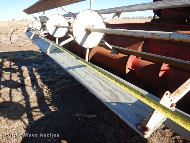 image for item MM9824 1964 International 303  combine