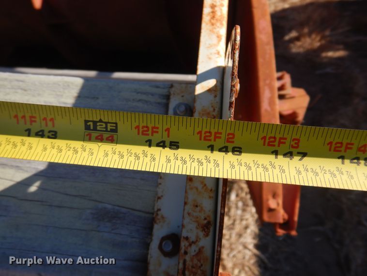 image for item MM9824 1964 International 303  combine