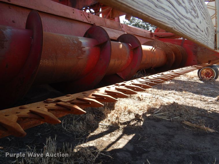 image for item MM9824 1964 International 303  combine