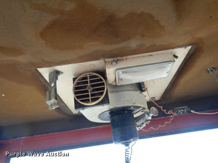 image for item MM9824 1964 International 303  combine