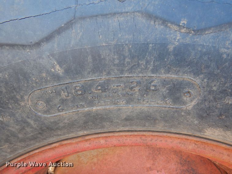 image for item MM9824 1964 International 303  combine