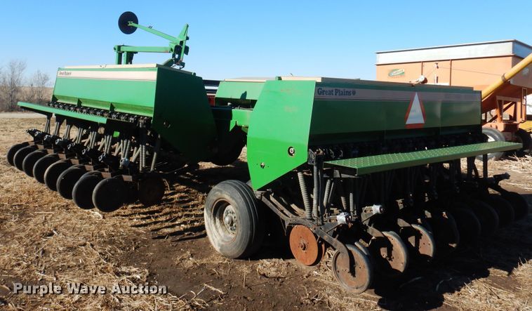 image for item MM9826 Great Plains Solid Stand 30  grain drill