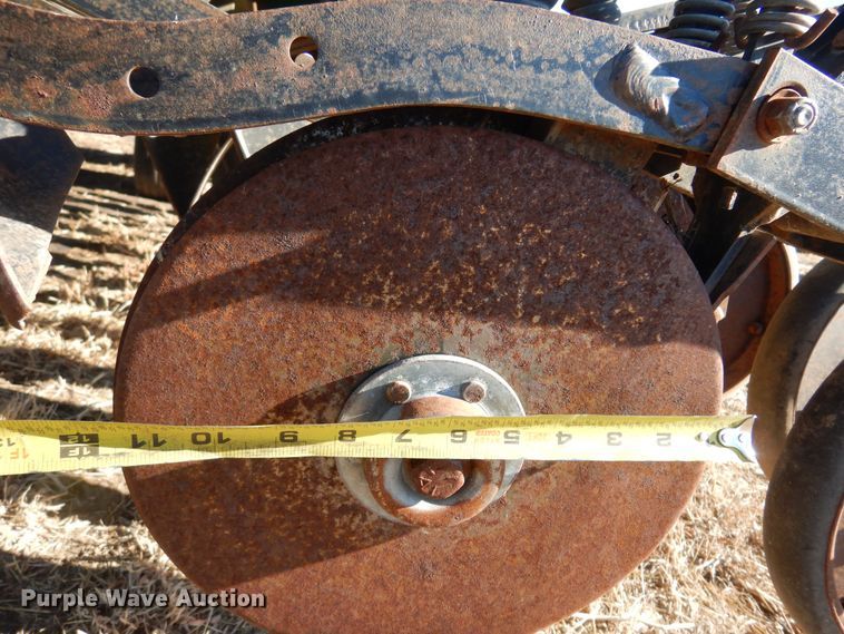 image for item MM9826 Great Plains Solid Stand 30  grain drill