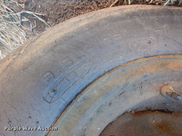 image for item MM9826 Great Plains Solid Stand 30  grain drill