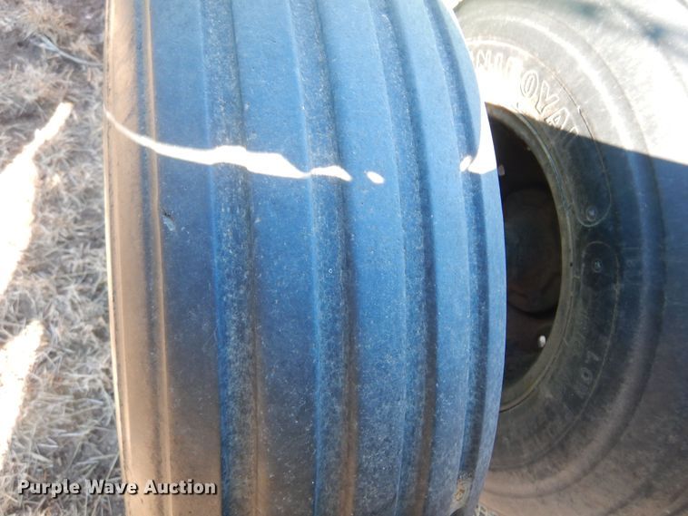 image for item MM9826 Great Plains Solid Stand 30  grain drill