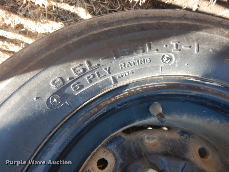 image for item MM9826 Great Plains Solid Stand 30  grain drill