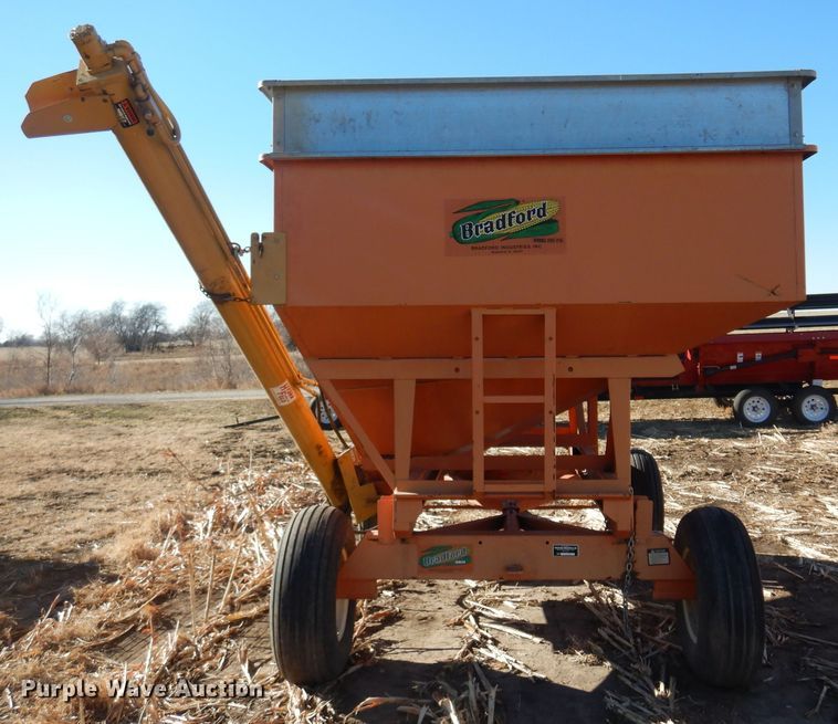 image for item MM9828 Bradford  gravity wagon