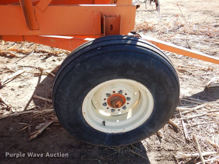 image for item MM9828 Bradford  gravity wagon