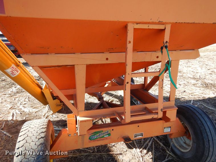 image for item MM9829 Bradford  gravity wagon