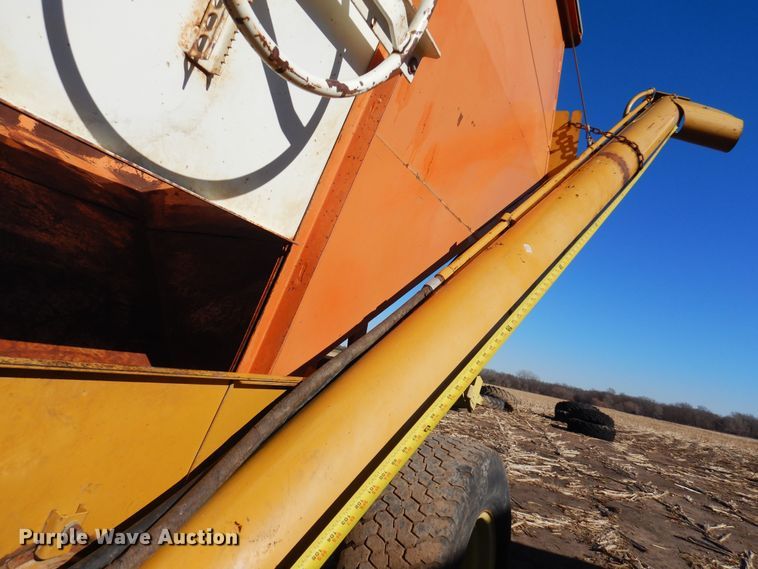 image for item MM9829 Bradford  gravity wagon