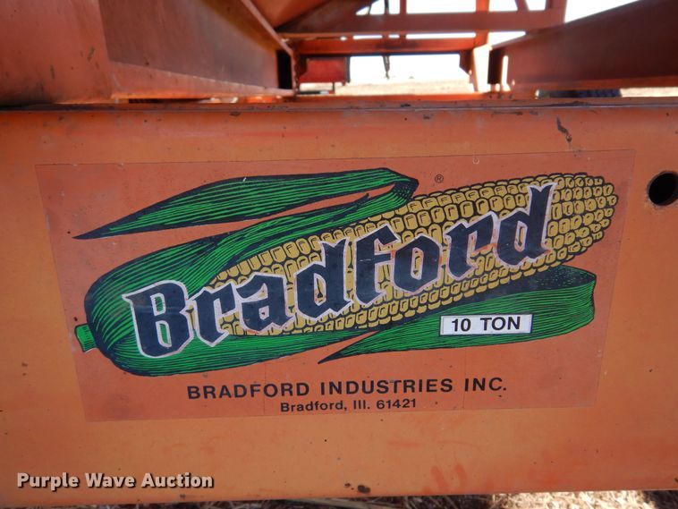 image for item MM9829 Bradford  gravity wagon