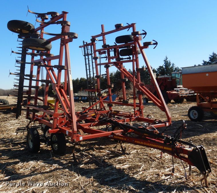 image for item MM9830 Kent 6330 Series V  field cultivator