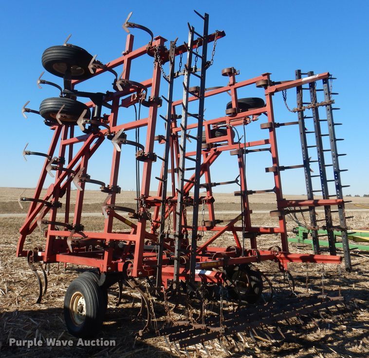 image for item MM9830 Kent 6330 Series V  field cultivator