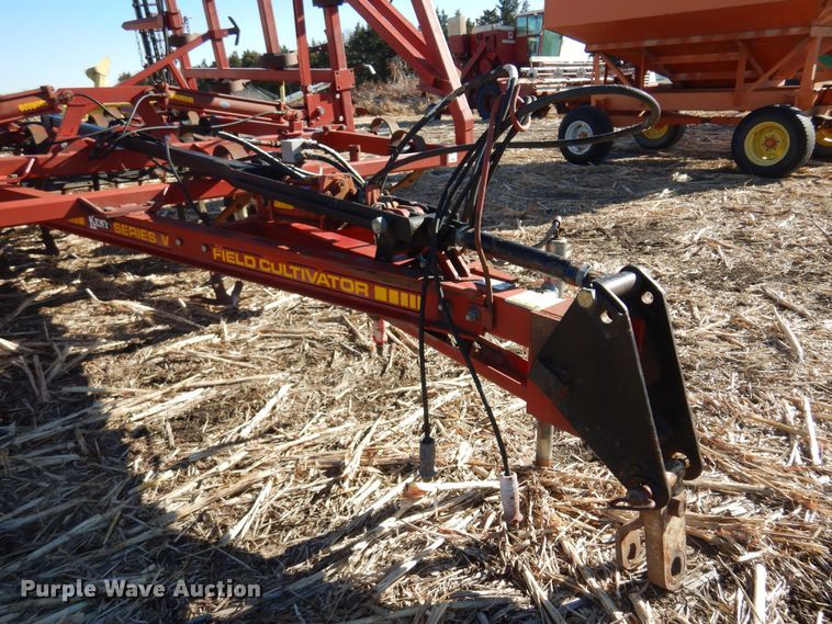 image for item MM9830 Kent 6330 Series V  field cultivator
