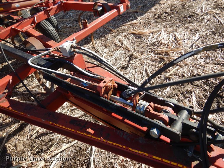 image for item MM9830 Kent 6330 Series V  field cultivator