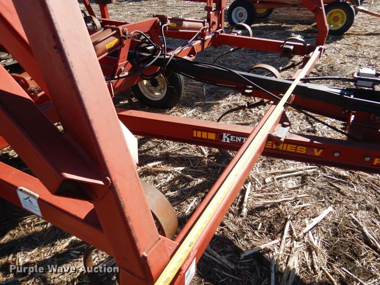 image for item MM9830 Kent 6330 Series V  field cultivator