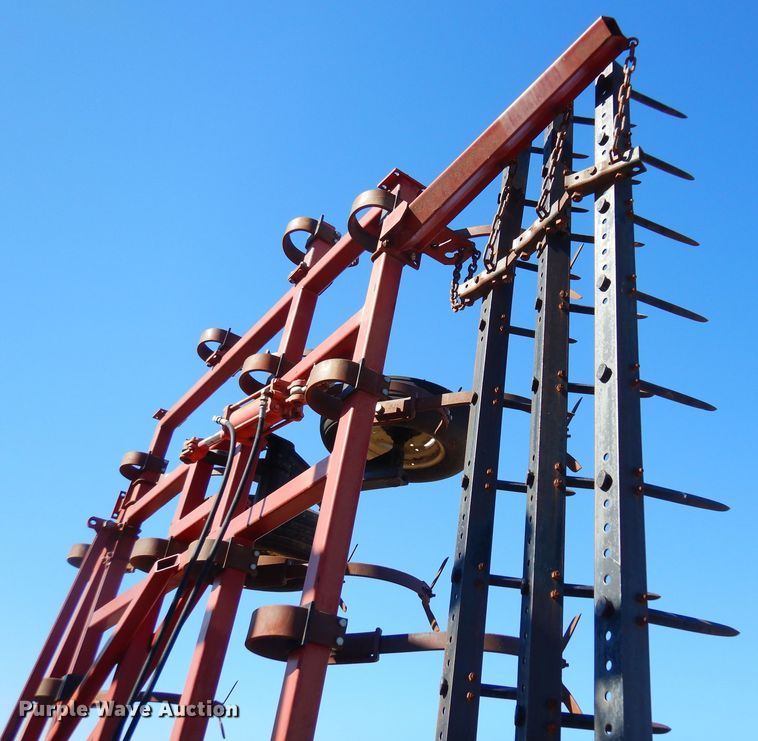 image for item MM9830 Kent 6330 Series V  field cultivator