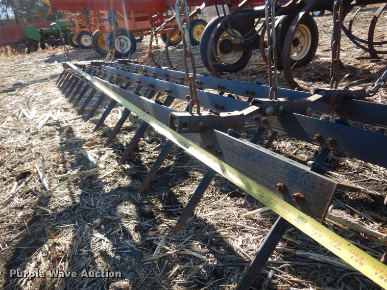 image for item MM9830 Kent 6330 Series V  field cultivator