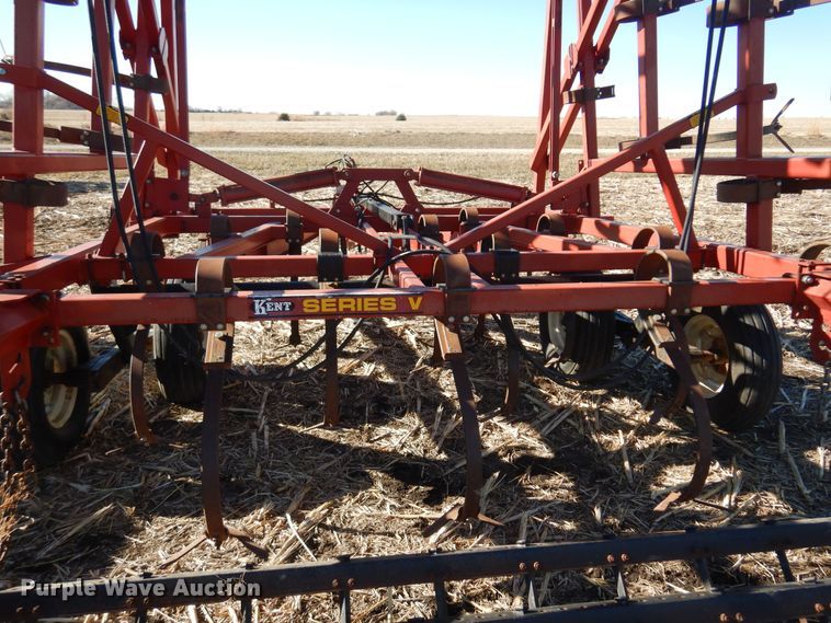 image for item MM9830 Kent 6330 Series V  field cultivator