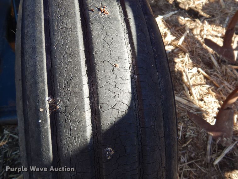 image for item MM9830 Kent 6330 Series V  field cultivator