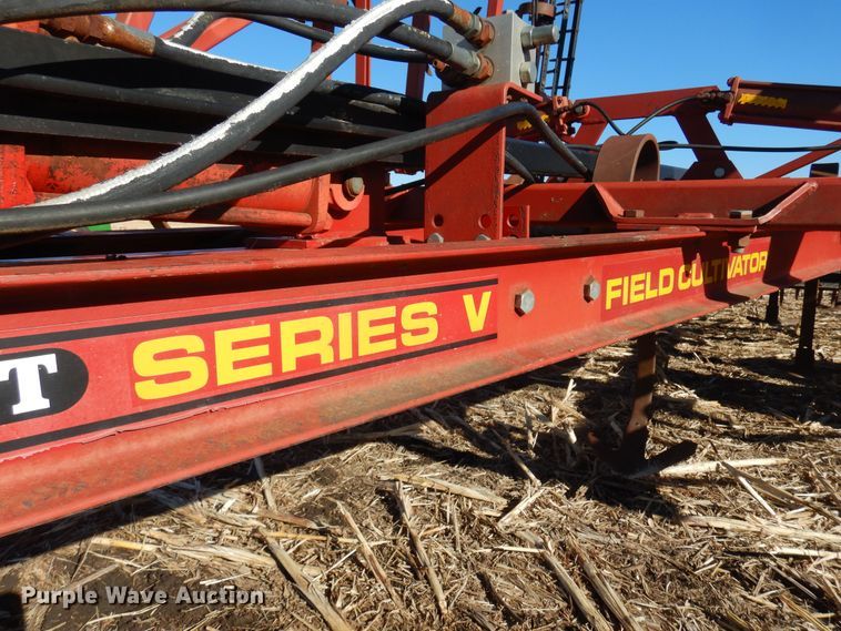 image for item MM9830 Kent 6330 Series V  field cultivator