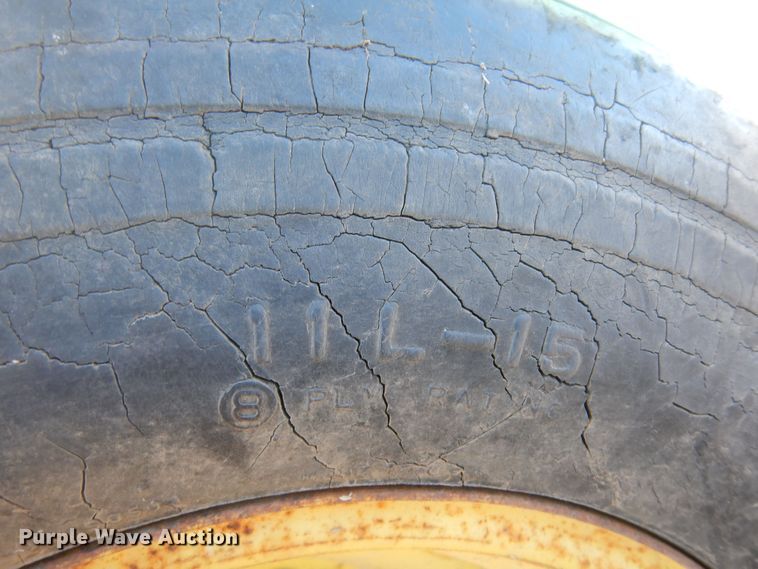 image for item MM9831 1989 John Deere 3970  forage harvester