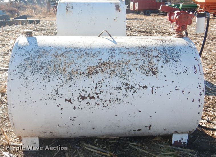 image for item MM9834 Fuel tank