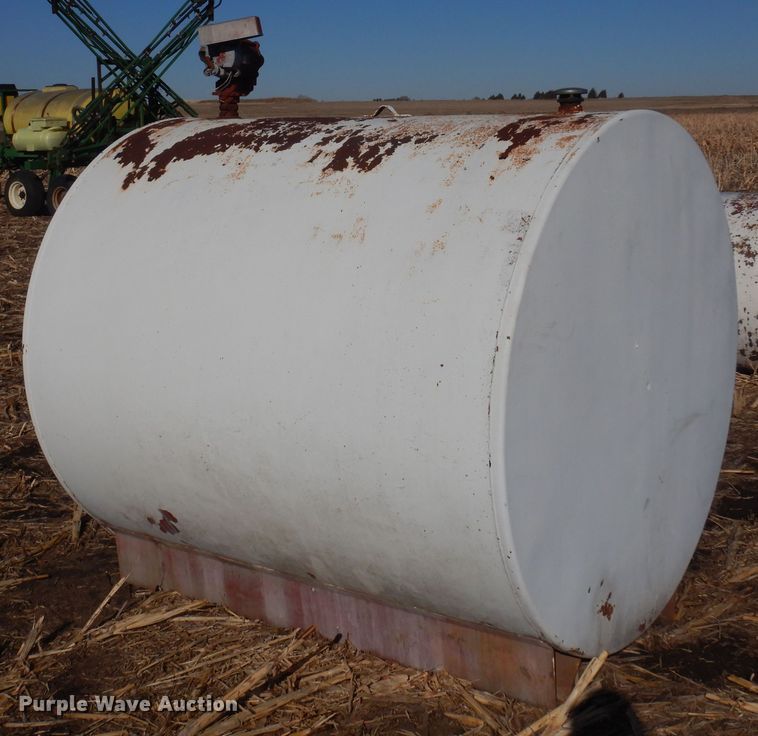 image for item MM9835 Fuel tank