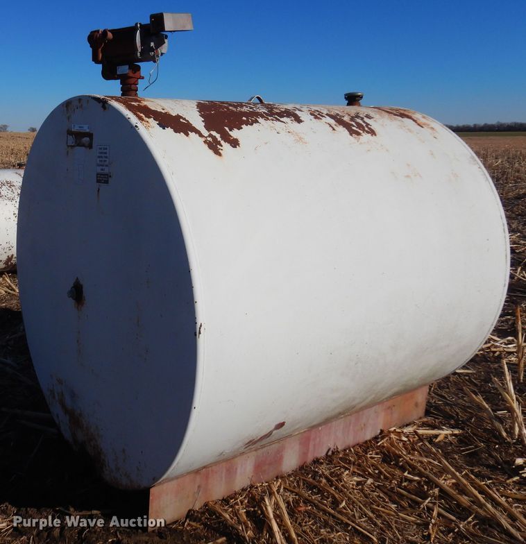 image for item MM9835 Fuel tank