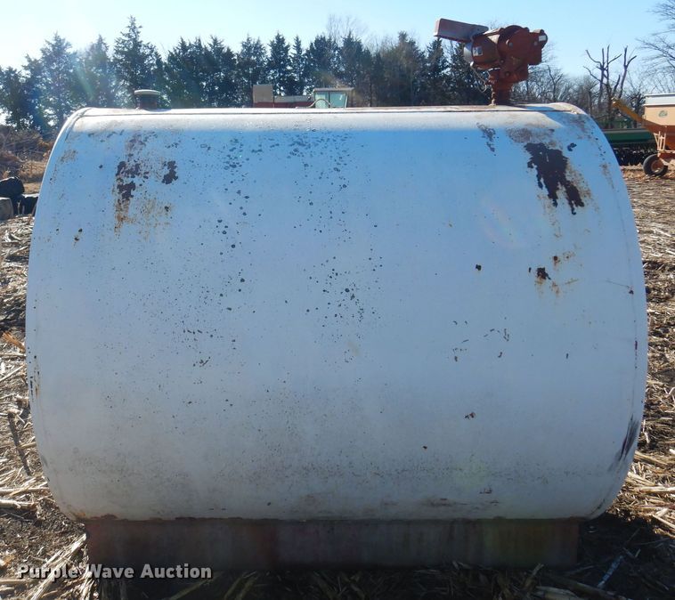 image for item MM9835 Fuel tank