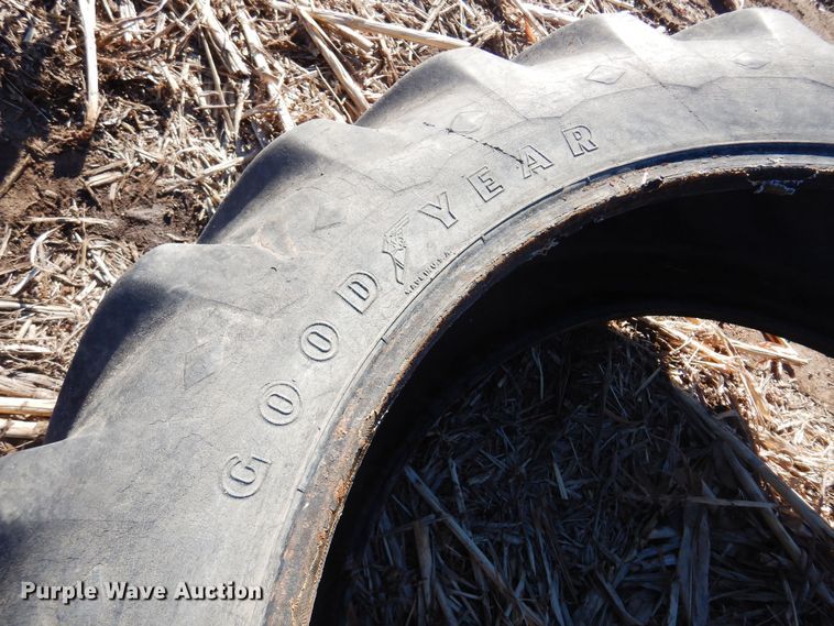 image for item MM9838 (10) tires