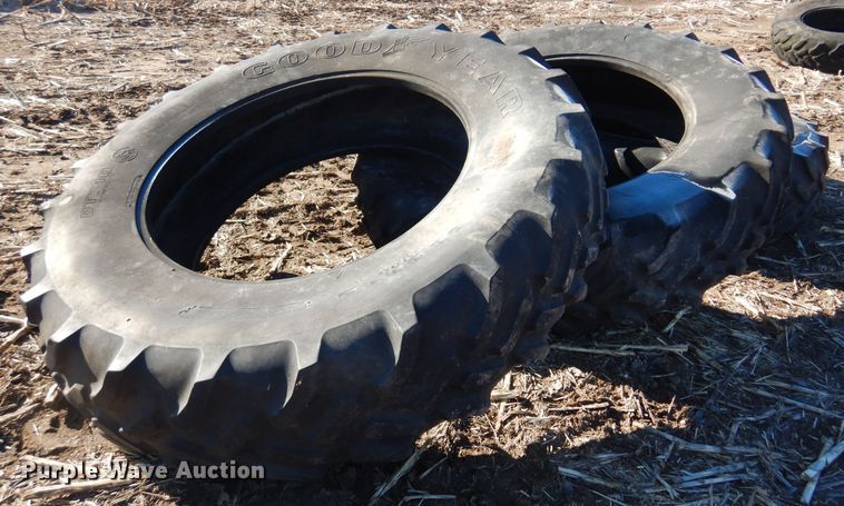 image for item MM9838 (10) tires