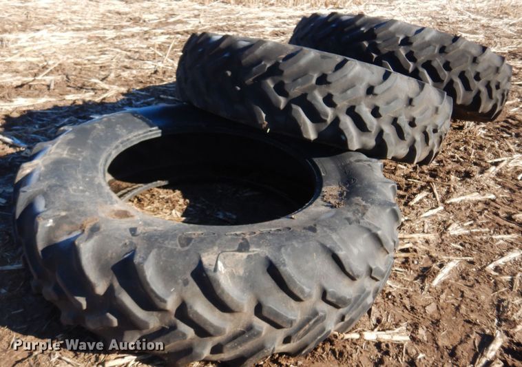 image for item MM9838 (10) tires