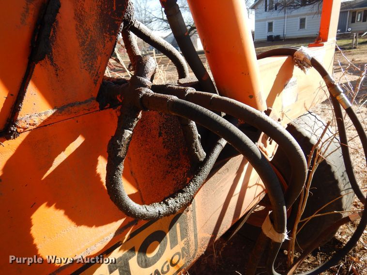 image for item MM9841 Richardton  silage dump wagon