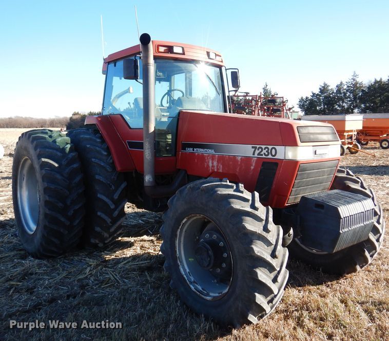 image for item MM9843 1995 Case IH 7230  MFWD tractor