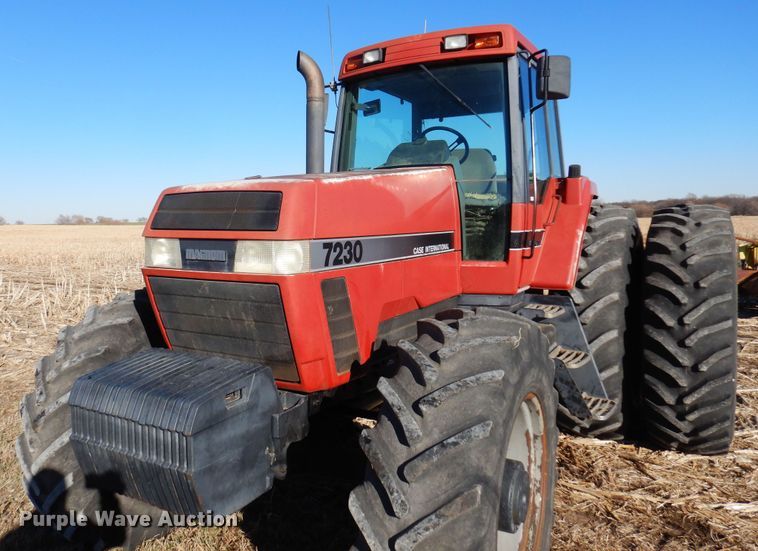 image for item MM9843 1995 Case IH 7230  MFWD tractor