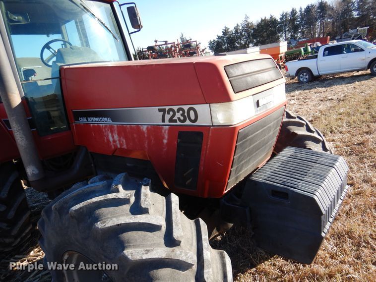 image for item MM9843 1995 Case IH 7230  MFWD tractor