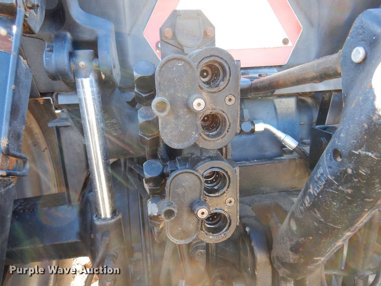 image for item MM9843 1995 Case IH 7230  MFWD tractor