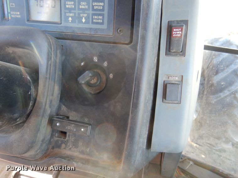 image for item MM9843 1995 Case IH 7230  MFWD tractor