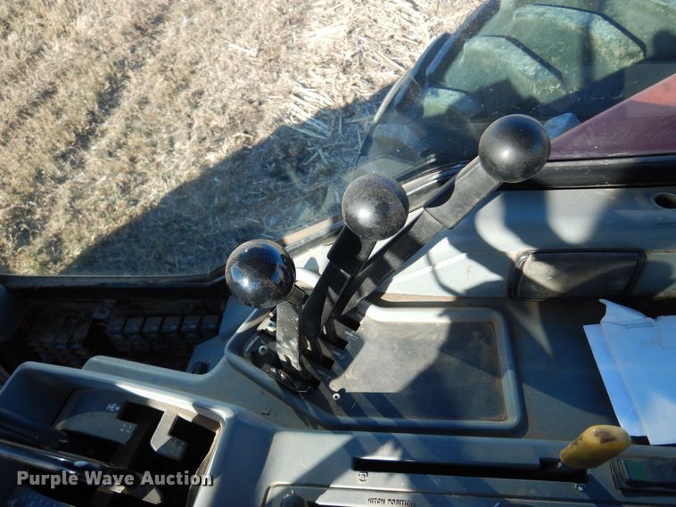 image for item MM9843 1995 Case IH 7230  MFWD tractor